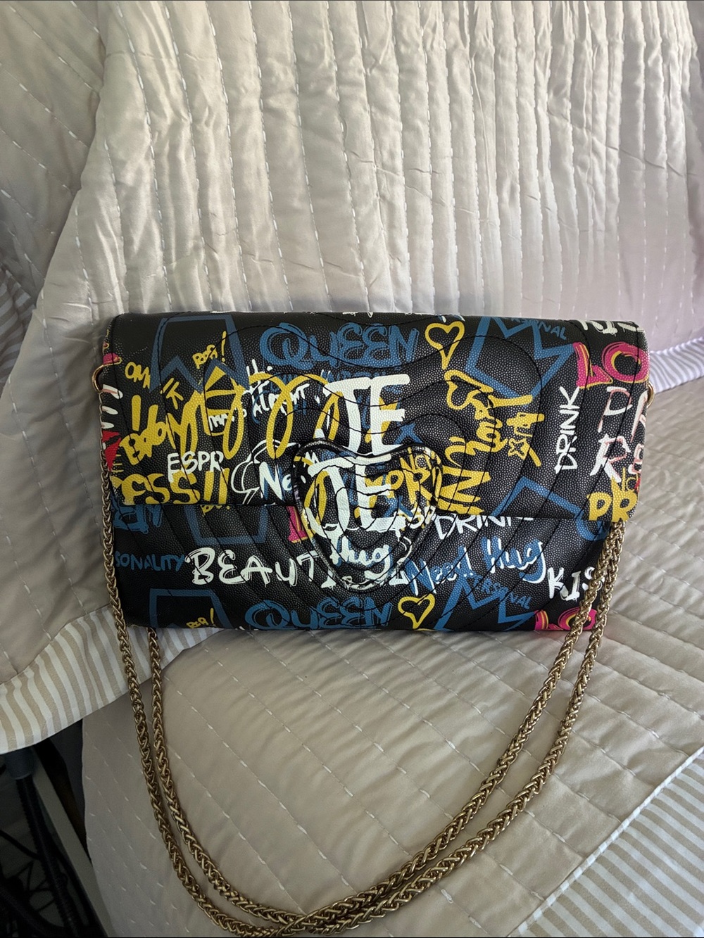Graffiti Quilted Chain Crossbody Bag - Black Multicolor